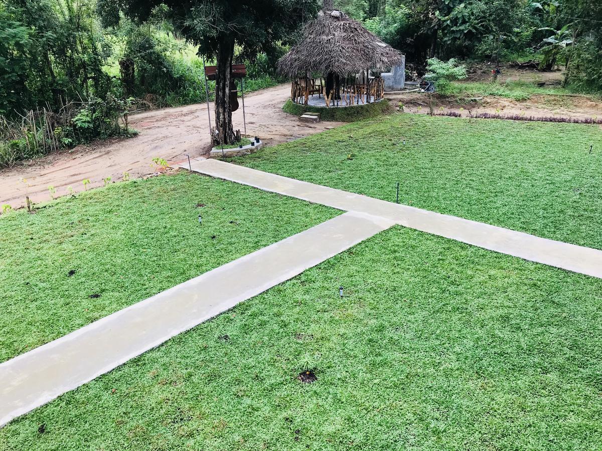 Sigiriya Rock Hide Hotell Exteriör bild