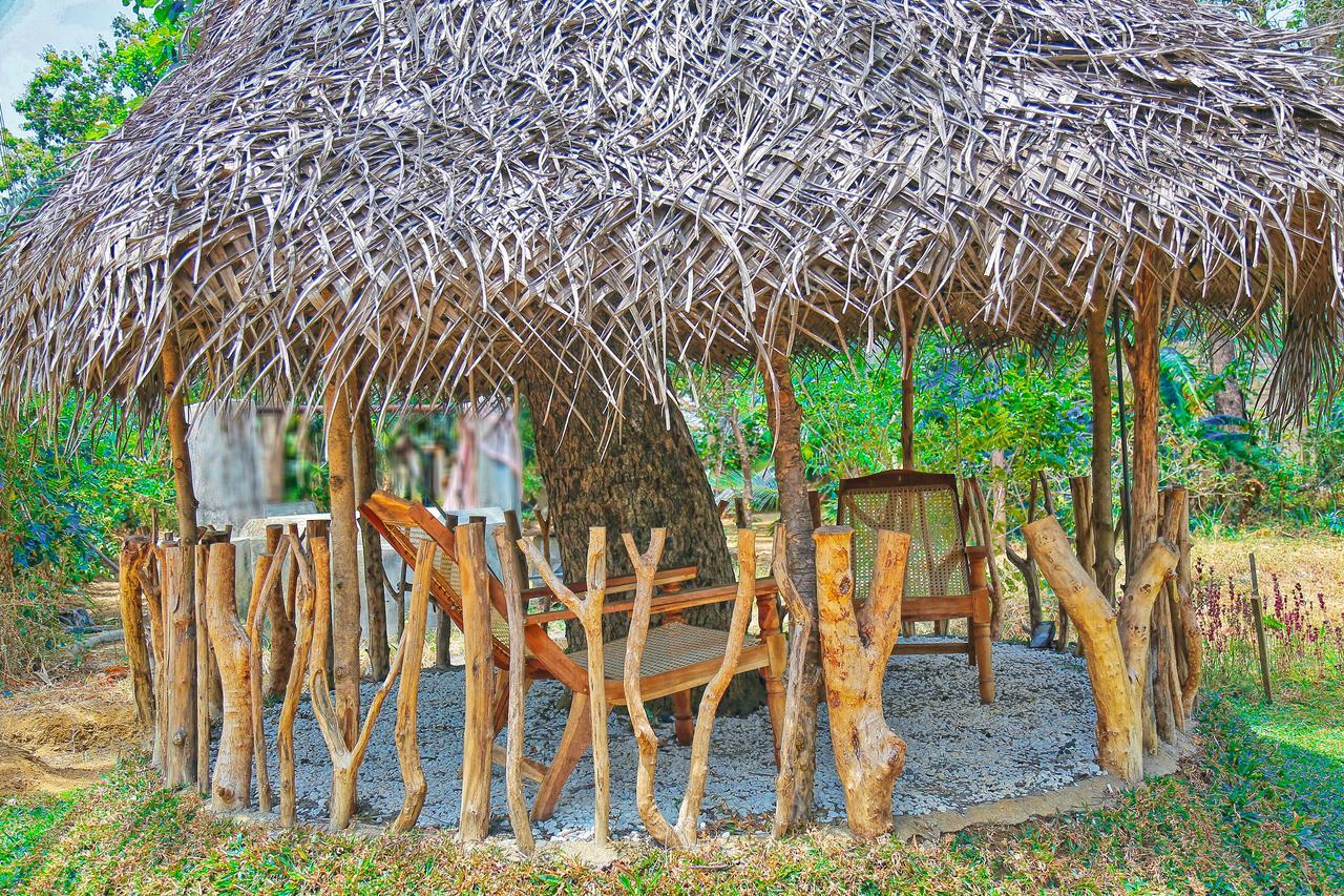 Sigiriya Rock Hide Hotell Exteriör bild